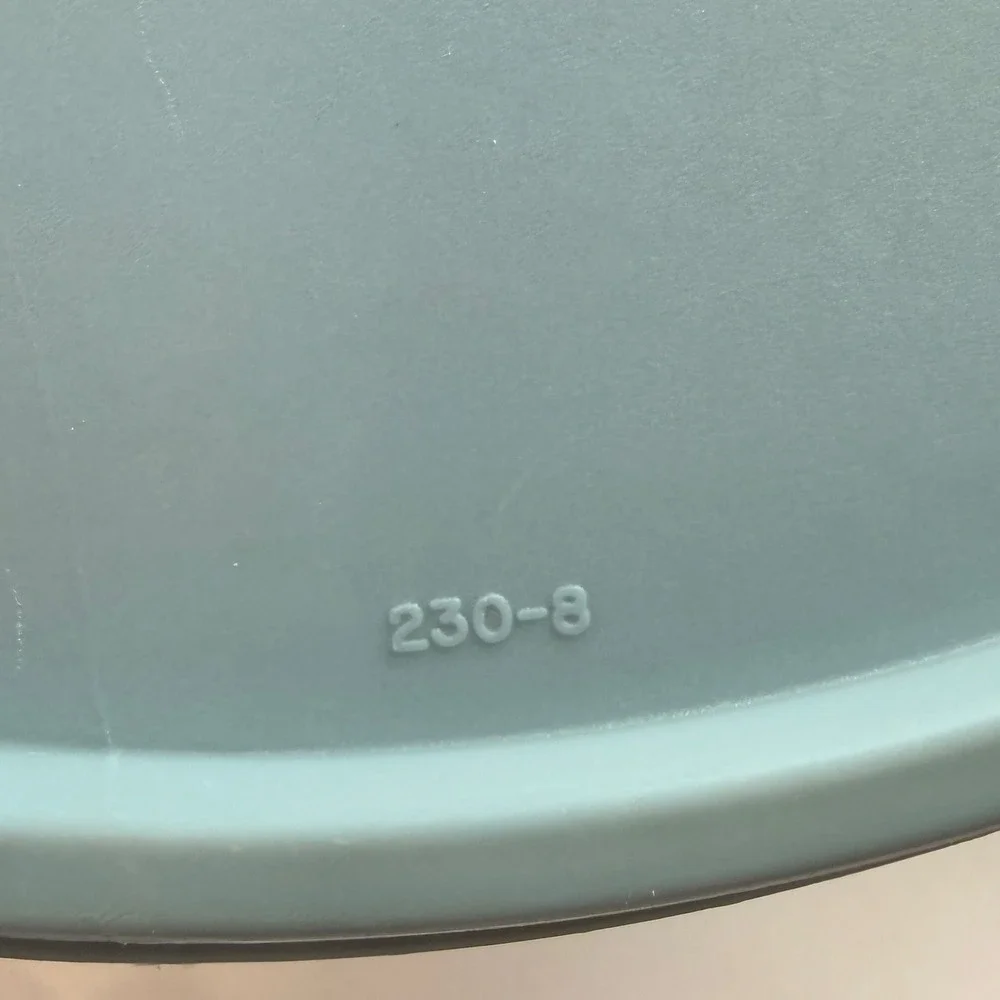 Vintage Tupperware Blue Round Replacement Lids‎ 230-8 230-15 Set of 2 USA 9 In *